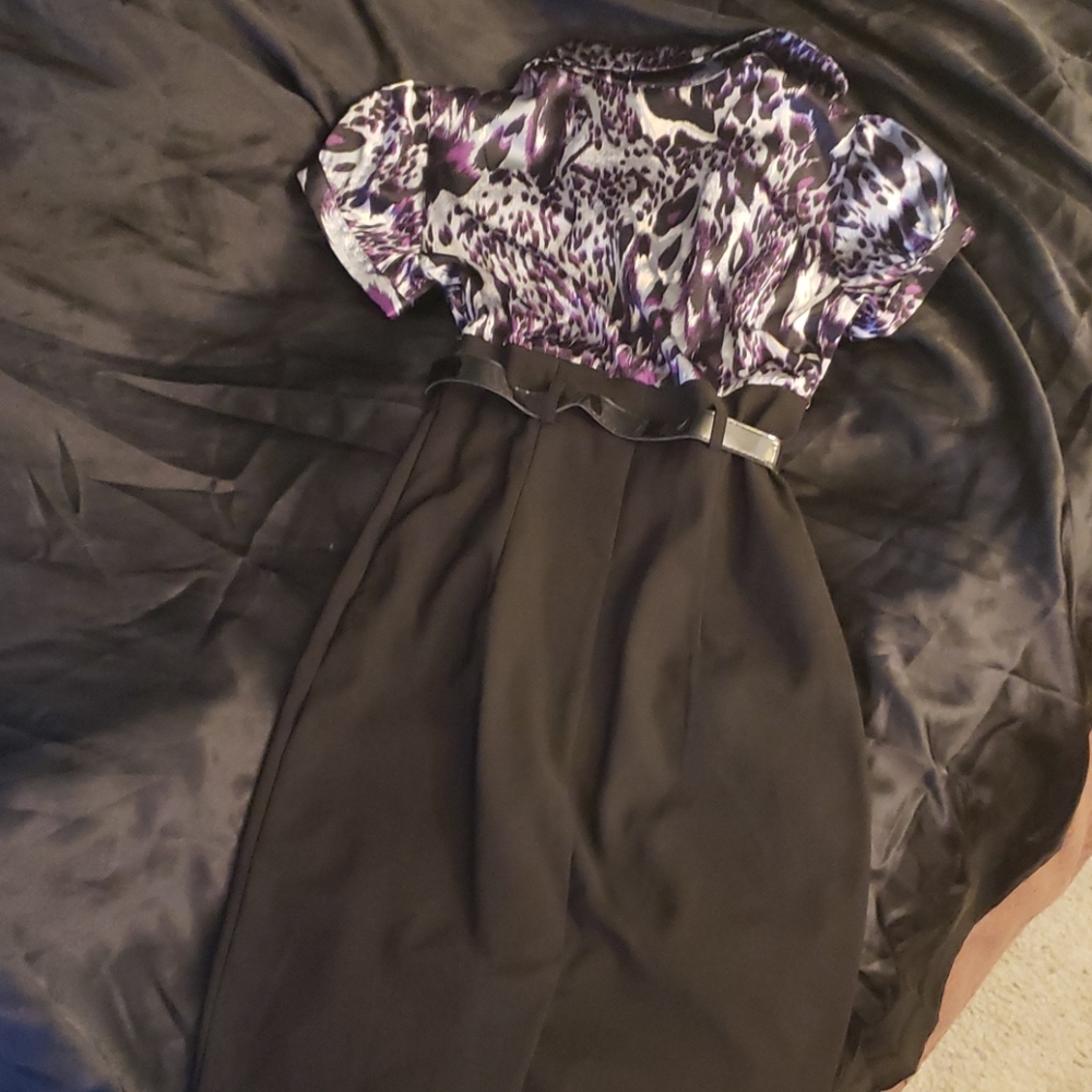 Dress - Picture 2 of 2